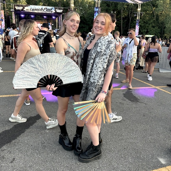 Meet your Posher, Emerson - Picture 3 of 3